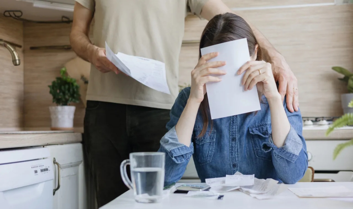 Czy komornik może zająć mieszkanie z darowizny? Sprawdź, kiedy to możliwe