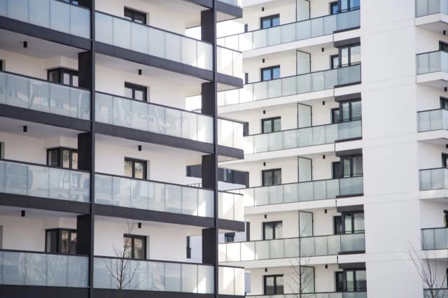 Ile kosztuje mieszkanie w Warszawie? Ceny, które zaskoczą każdego Ile kosztuje mieszkanie w Warszawie? Ceny, które zaskoczą każdego