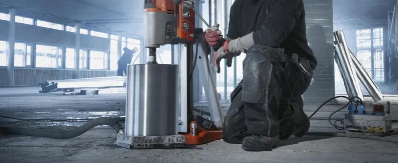 Wiercenie w bloku do której godziny? Sprawdź, aby uniknąć problemów